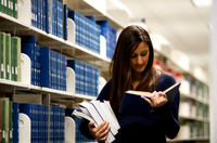 research assistant iStock_000002528990XSmall.jpg